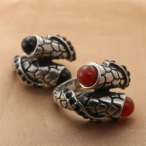 Anillo de Serpiente de Plata con Rubí y Zafiro Negro, Engaste de Bisel, Estilo Retro Punk, Joyería Unisex, Regalo 290126 - Product Image 1