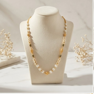 Bijoux ethniques élégants pour femmes, collier traditionnel en or et perles avec perles en émail vert - Product Image 2