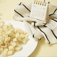 Baby aardappelblokjes, zeer smakelijke aardappelblokjes met honing-boter smaak, knapperig en krokant VF aardappelblokjes