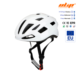 Size L White Breathable Helmet with CE Certificate Riding Warning Helmet Outdoor Cycling <b>Roller</b> <b>Skating</b> Safety Helmet - Product Image 4