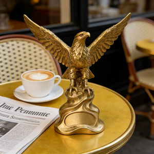 Sculpture en résine Aigle royal - Statue d'inspiration vintage, symbole d'<span class=keywords><strong>ambition</strong></span> et <span class=keywords><strong>de</strong></span> réussite pour <span class=keywords><strong>les</strong></span> bibliothèques et <span class=keywords><strong>les</strong></span> bureaux <span class=keywords><strong>de</strong></span> direction - Product Image 6