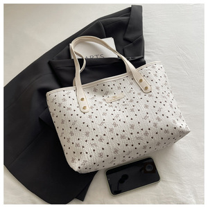 Trendy and stylish printed women's shoulder bag with a unique <b>bow</b> fresh and casual design <b>large</b> capacity versatile and high-end - Product Image 4