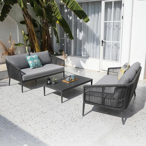 Canapés <span class=keywords><strong>de</strong></span> <span class=keywords><strong>jardin</strong></span> en rotin d'aluminium <span class=keywords><strong>de</strong></span> luxe modernes à <span class=keywords><strong>2</strong></span> places, ensembles <span class=keywords><strong>de</strong></span> meubles d'extérieur en osier pour cour, patio, coussins inclus - Product Image 4