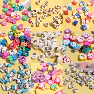 Cuentas de arcilla polimérica, 100 colores aleatorios, forma de corazón redonda para dijes de teléfono, accesorios DIY con caras sonrientes, animales, frutas, flores - Product Image 3