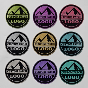 Parches de diseñador deportivo personalizados, parche de corte láser de gamuza brillante, parche de hierro de Pu, parches de prensa de calor para bolsas de ropa, sombrero - Product Image 3