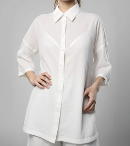 Camisa de Popelina de Algodón Blanca para Mujer con Logotipo Personalizado, Cuello Camisero, Corte Holgado, Manga Larga, Estilo Casual para Uso Diario - Product Image 4