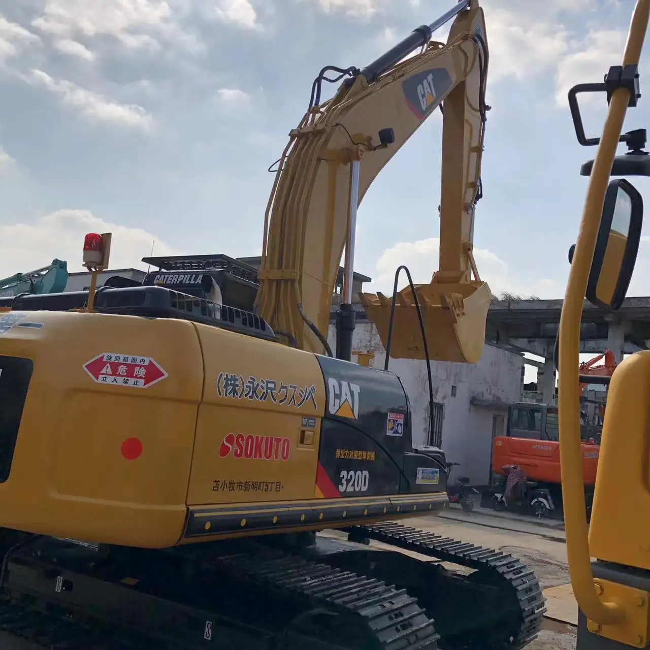 良い状態日本オリジナル中古キャタピラーCat320d掘削機中古Cat320d掘削機上海