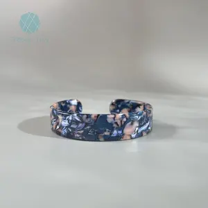 Teenytiny Kleine Batch Custom Blauwe Acetaat Armband Manchet