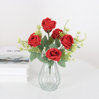 Fleurs artificielles en gros, pas chères, style européen, fleurs artificielles à tige unique, roses rouges en soie en gros pour mariage