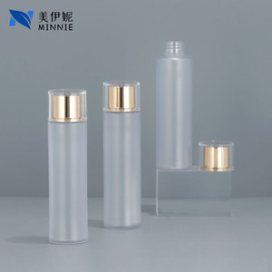 Botella Cosmética Transparente Esmerilada Minnie de 120 ml, Cilíndrica, con Tapa de Rosca, Recargable, de Plástico, para Desmaquillante, Hidrosol - Product Image 2