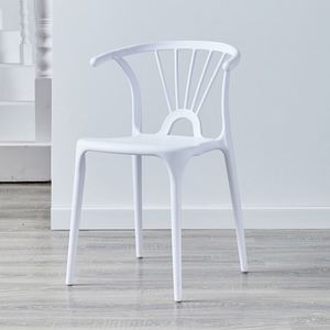 Chaise de patio extérieure moderne, confortable, imperméable, durable, légère, empilable, facile à nettoyer, pour jardin et balcon - Product Image 4