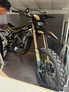 Vélo de montagne électrique tout-terrain Surron Ultra Bee 24,5 kW SWC Wheelie Sur-ron-<span class=keywords><strong>x</strong></span> 74V 60AH <span class=keywords><strong>E</strong></span>-Bike 2026 Surron Ultra Bee en stock - Product Image 2