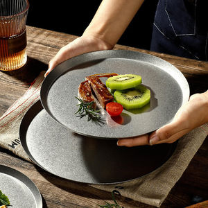 Assiette Plate Vintage en Acier Inoxydable, Plateau Rétro de Luxe Léger pour Plats Occidentaux, Desserts et Steaks, Angle Droit - Product Image 1