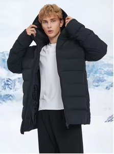 Vente en gros de manteaux matelassés avec logo design personnalisé vêtements d'extérieur bouffants matelassés légers de qualité supérieure pour réchauffer - Product Image 2