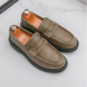 Mocassins en cuir PU pour hommes, bout rond, à enfiler, chaussures habillées, semelle intérieure rembourrée, semelle extérieure en caoutchouc, pour le bureau et la carrière, usage quotidien toutes saisons - Product Image 6