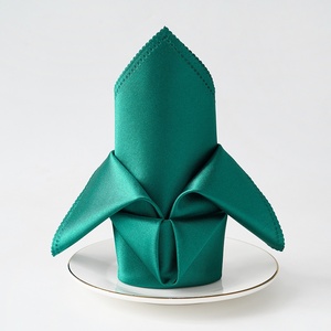 Groene satijnen tafellappen, zachte zakdoekjes, romantische bruiloftbanket vierkante tafellakens, dinerparty decoratie - Product Image 1