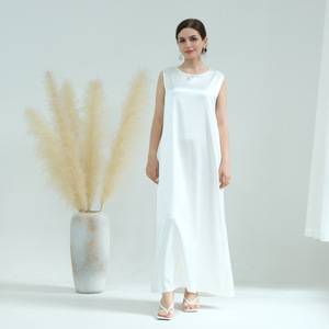 Produsen Yibaoli dibuat dengan baik 8 warna bagian dalam Satin di bawah tanpa lengan Abaya Slip untuk wanita Muslim - Product Image 3