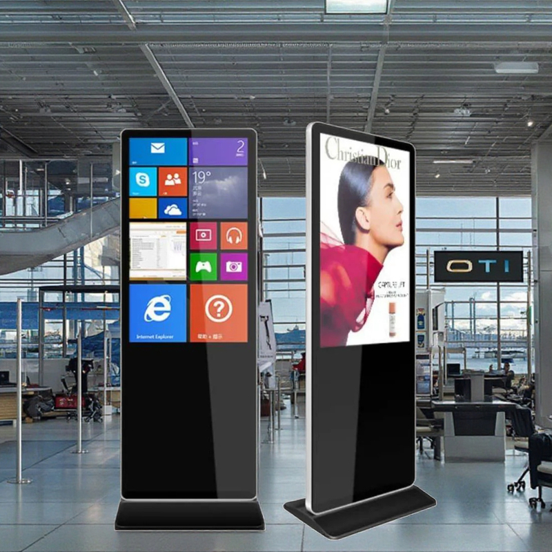 Digital Signage Solution for Subway Stations