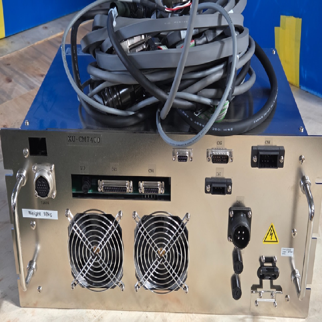 Robot Controller Xu-cm7400 W/ Full Cables New Original Industrial Automation Programmable Control Plc Systems New Original