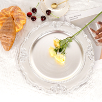 Assiettes de présentation argentées de style cour de 13 pouces en gros, assiettes de présentation de table 2023, assiettes de présentation pour mariage, dîner