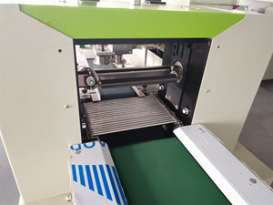 Dòng Chảy tự động Băng Vệ Sinh/Bông Tăm Bông Máy Đóng Gói - Product Image 6