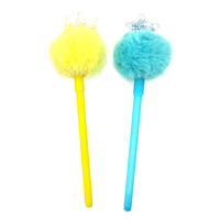 Vente en gros Stylo gel pelucheux à sequins mignons Nouveauté en plastique doux Ensemble de jouets pour le dessin d'articles promotionnels