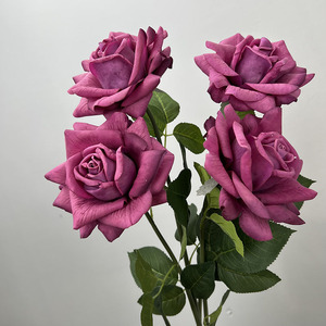 Precio al por mayor decoración al aire libre Real Touch látex rosas rojas ramo de flores artificiales para Navidad boda telón de fondo Decoración - Product Image 5