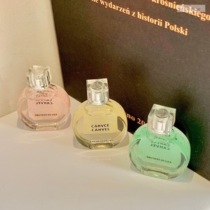 Nuevo Producto al por Mayor: Mini Perfumes y Sprays para el Cabello de Lujo, Cajas Misteriosas de Fragancias para Hombre y Mujer al por Mayor - Product Image 2