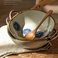 Bol à soupe en céramique anti-brûlure personnalisé de style japonais avec motif floral irrégulier et doubles poignées