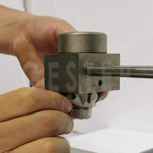 Прибор для испытания на устойчивость к влаге и сухому трению ручной крокметр - Product Image 4