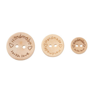 Botones de madera redondos, de madera natural, grabados a mano con amor, ecológicos, para ropa infantil. - Product Image 4