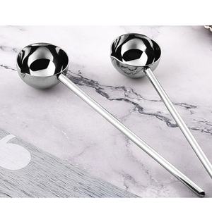 Cuchara para Servir Sopa Grande de Acero Inoxidable DF403 de 60 ml, Utensilios de Cocina con Mango Largo Hueco - Product Image 6