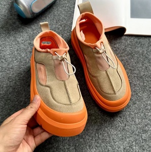 Zapatillas casuales de verano multicolor de gamuza y malla con suela gruesa y cordones a juego para realzar la altura, ideales para deportes al aire libre. - Product Image 3