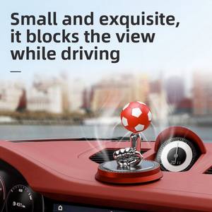 Ornamento di profumo di calcio galleggiante a energia solare deodorante per auto rotante per deodorante decorativo per auto in metallo novità regali - Product Image 2