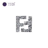 Strass en gros en résine thermodurcissable, motifs lettres thermocollants pour vêtements DIY