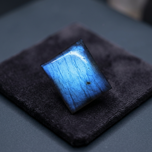 Labradorita Azul Natural de 14x16mm, Corte Octogonal Facetado, Piedras Preciosas Sueltas, Certificadas por Terceros, Venta al Por Mayor, Gopika Exports para Joyería - Product Image 1