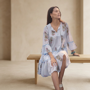 Robe décontractée rayée à fleurs pour femme, manches longues, volants, taille naturelle, coupe trapèze, col en V, style bohème, pour l'été, prix de gros - Product Image 2