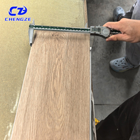 Luxuriöser Wasserfester Holzoptik-Vinyl-SPC-Bodenbelag PVC-Teppichplanken 6MM für Innenraum-Fliesen-Dekoration