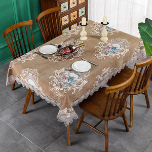 Nappe en dentelle florale verte personnalisée avec plis dorés broderie réutilisable pour la décoration de nappe de fête de mariage ou de banquet - Product Image 5