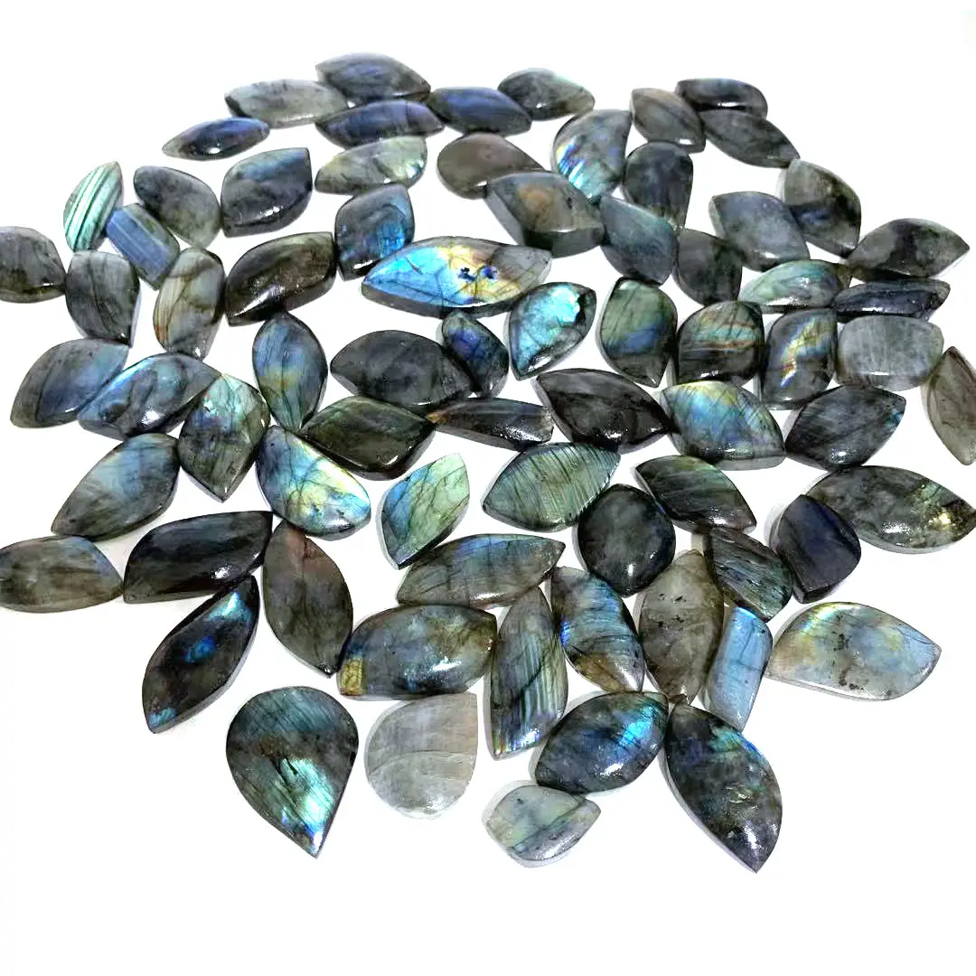 Hot Sale Donghai Natural High Quality Labradorite Stone Healing Energy Leaf Loose Stone For Gift