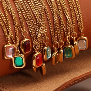 Collar de Acero Inoxidable Chapado en Oro de 18k Resistente al Agua con Piedra de Nacimiento Zodiacal Colorida de Circonio, Joyería de Piedra de Nacimiento de 12 Meses - Product Image 2