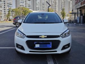 <span class=keywords><strong>Chevrolet</strong></span> <span class=keywords><strong>Cruze</strong></span> 1.4T Luxe Turbo <span class=keywords><strong>2015</strong></span>, puissance sportive, maniabilité sportive, système MyLink, sûr et fiable - Product Image 2