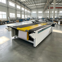 Máquina de corte digital CNC de cama plana al por mayor con cuchilla oscilante para cartón corrugado y tablero KT, con herramienta de corte en V y certificación CE