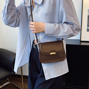 Bolso Bandolera Mini Retro Marrón de 7 Pulgadas con Cierre Magnético, Cuadrado Horizontal, para Uso Diario, Bolso de Hombro para Mujer - Product Image 2