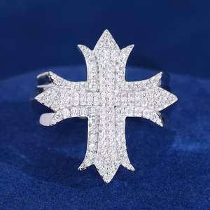 Bagues de luxe tendance en alliage avec fermoir boîte, design croix classique personnalisé, bijoux de fête unisexes, vente en gros, meilleures ventes - Product Image 3