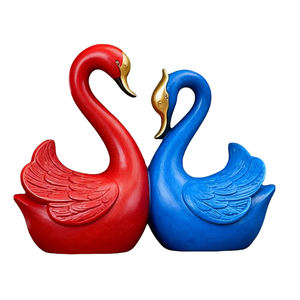 Eleganti Ornamenti per Interni Casa, Statuetta in Resina Personalizzata - Decorazione Romantica a Forma di Cigno (Bianco/Oro/Rosso/Blu) - Product Image 6