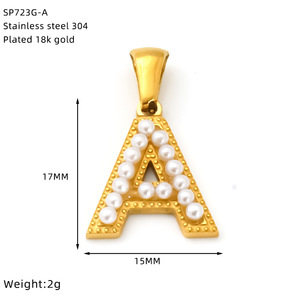 Ngọc Trai ban đầu thư quyến rũ | 18K PVD mạ vàng thép không gỉ A-Z Mặt dây chuyền ban đầu | không gây dị ứng không & không phai - Product Image 5