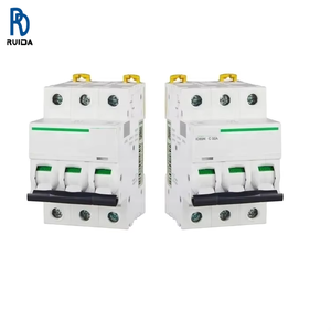 Disjoncteur thermomagnétique Acti 9 IC65N MCB C32A 3P Der A9F18332 pour contacteurs basse tension - Product Image 1