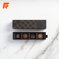 Emballage cadeau de truffes de luxe de Dubaï, écologique, de qualité alimentaire, avec logo personnalisé, en papier rigide, doublure en éponge, fermeture magnétique, boîte à chocolat