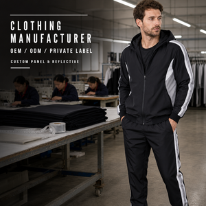 Ensemble de survêtement personnalisé OEM en nylon noir avec capuche, veste zippée intégrale à rayures latérales et pantalon de jogging pour homme, coupe-vent - Product Image 3